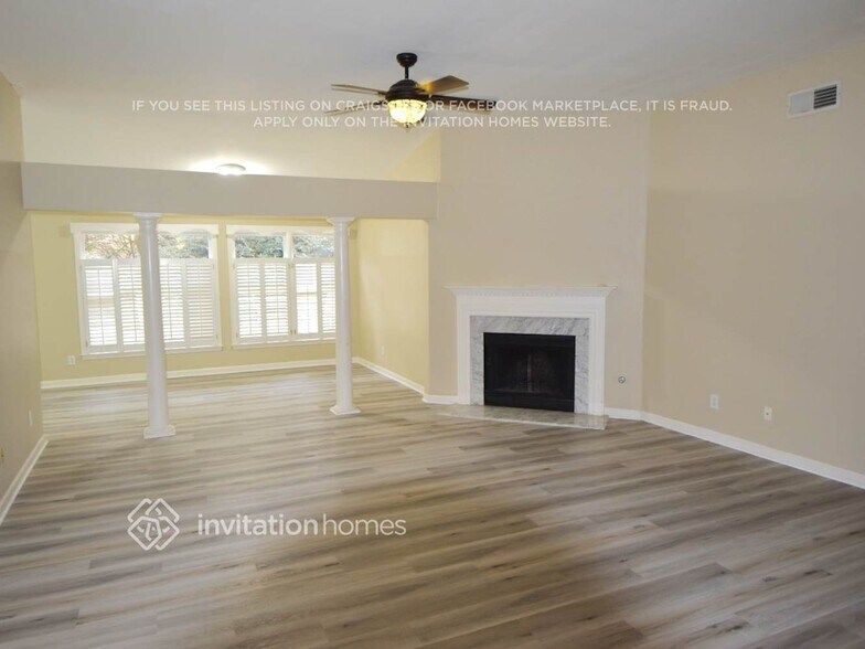 Building Photo - 6860 Dressage Crossing