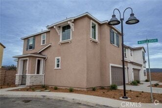 Building Photo - 28586 Via Roble