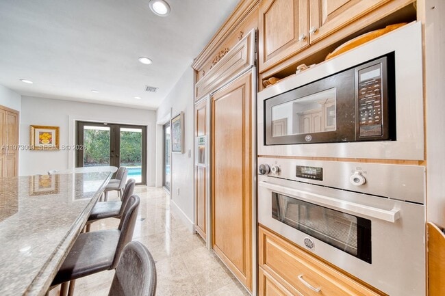 Building Photo - 9220 SW 102nd St