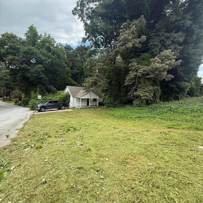 Building Photo - 3175 Washington Rd