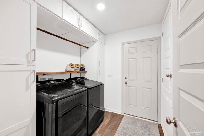 Building Photo - 3869 James Stovall St