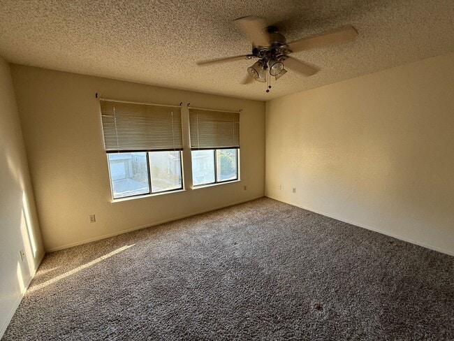 Building Photo - 2674 Bradford Way