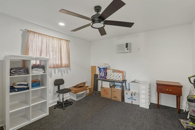 Building Photo - 2107 Lewood Cir