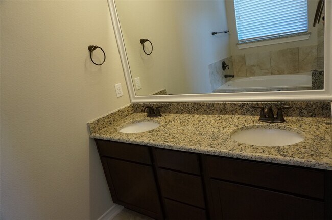 Building Photo - 3623 Worley Dr