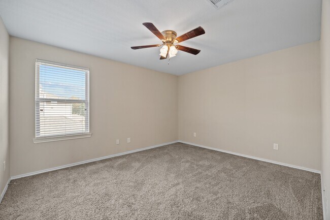 Building Photo - 4310 Laine Ln