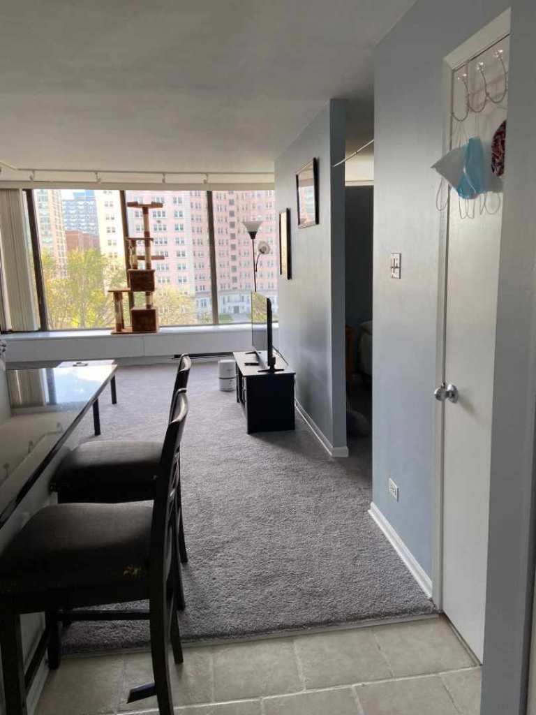 Building Photo - 5455 N Sheridan Rd