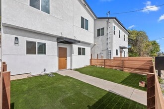 Building Photo - 6704 Saranac St