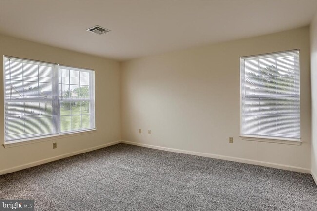 Building Photo - 122 Cardinal Ln