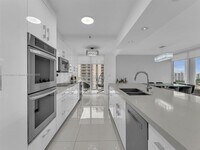 Building Photo - 19707 Turnberry Way