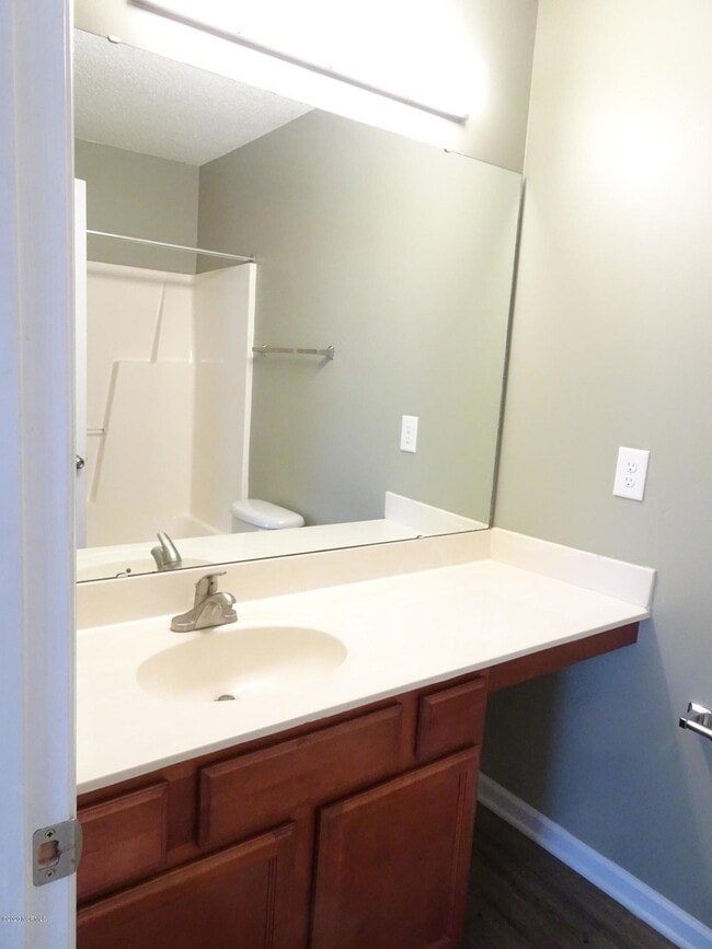 Building Photo - 4001 Grandeur Ave