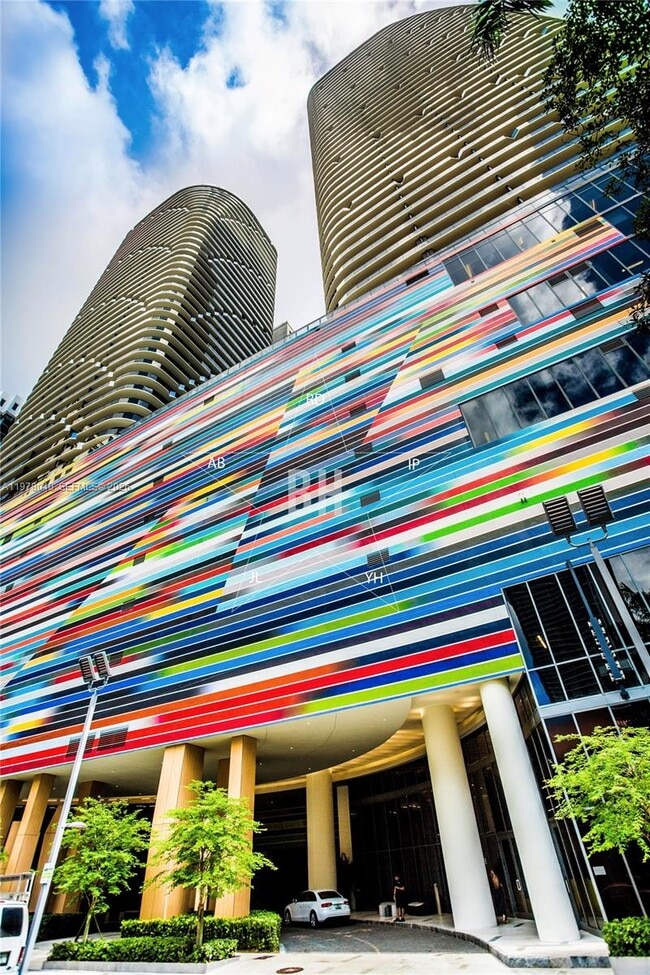 Building Photo - 45 SW 9th St