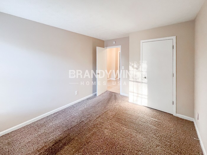 Building Photo - 10830 Mortons Crossing