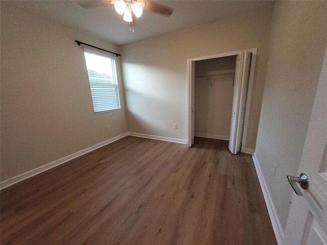 Building Photo - 725 Simone Ct