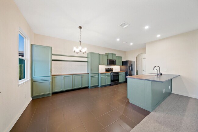 Building Photo - 12241 Cashton