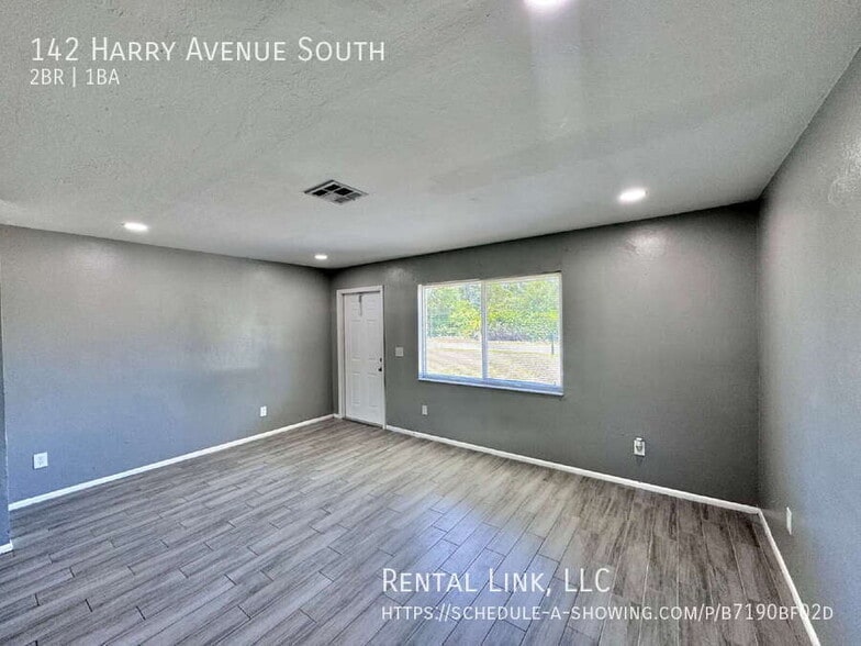 Building Photo - 142 Harry Ave S
