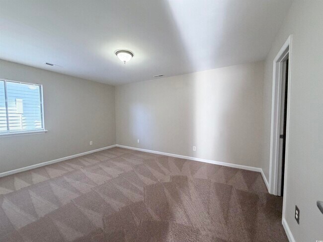 Building Photo - 6517 Valene Ct