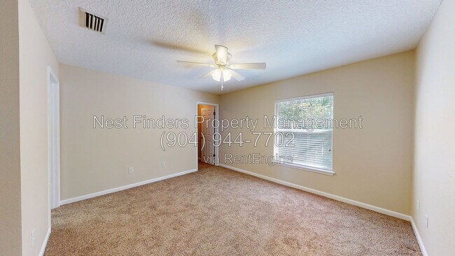 Building Photo - 1002 N Black Cherry Dr