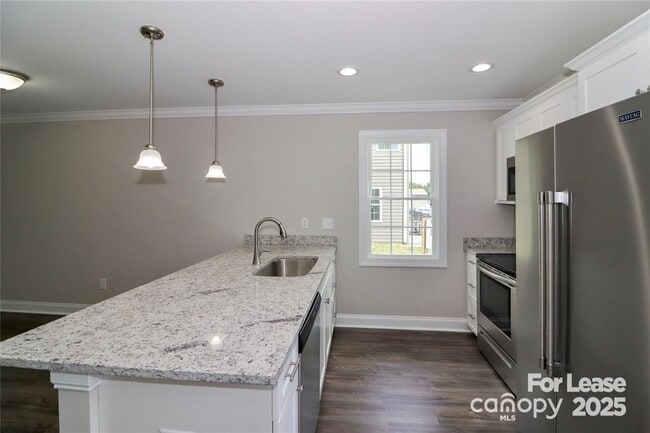 Building Photo - 3967 Newhall Dr NW