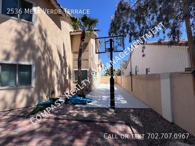 Building Photo - 2536 Mesa Verde Terrace