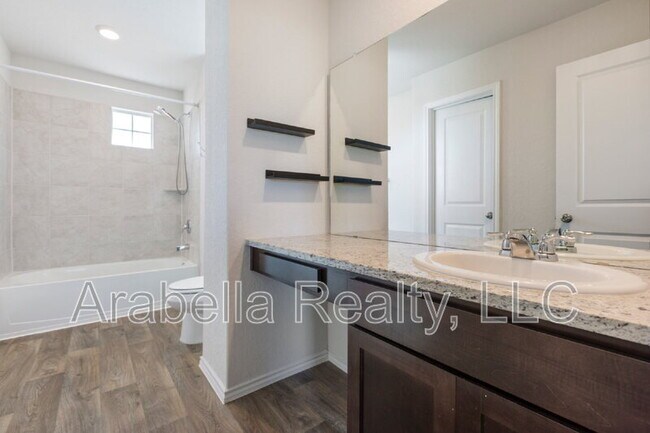 Building Photo - 831 Cozumel Emerald