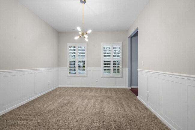 Building Photo - 2040 Towering Oaks Drive