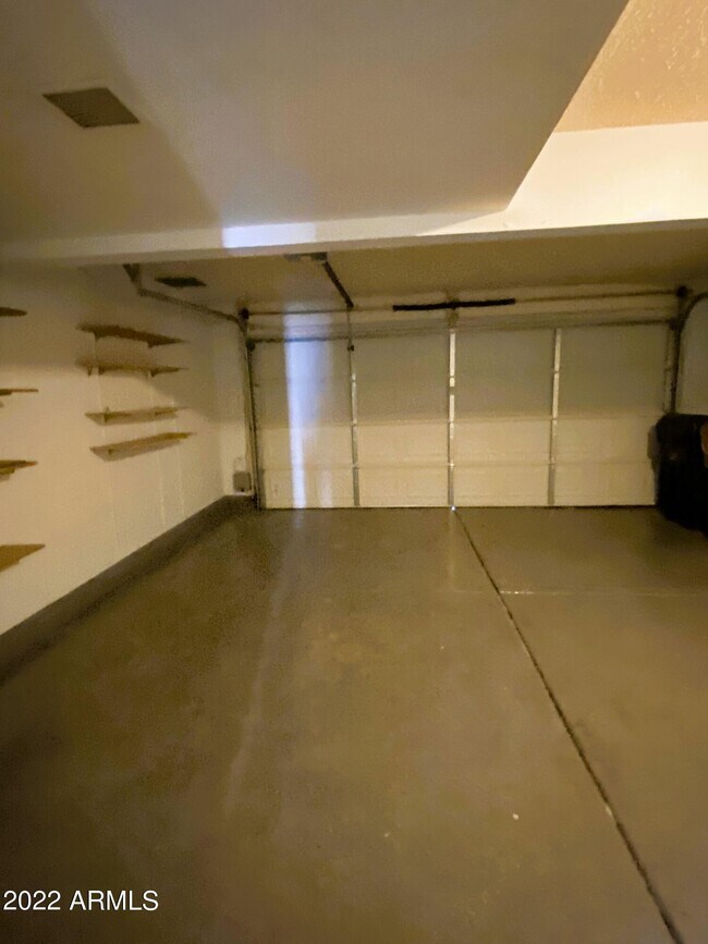 Building Photo - 11049 N 109th Way