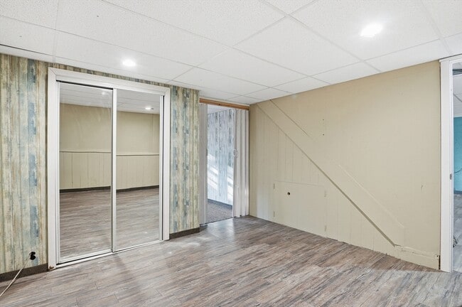 Building Photo - 16 Liberty Dr