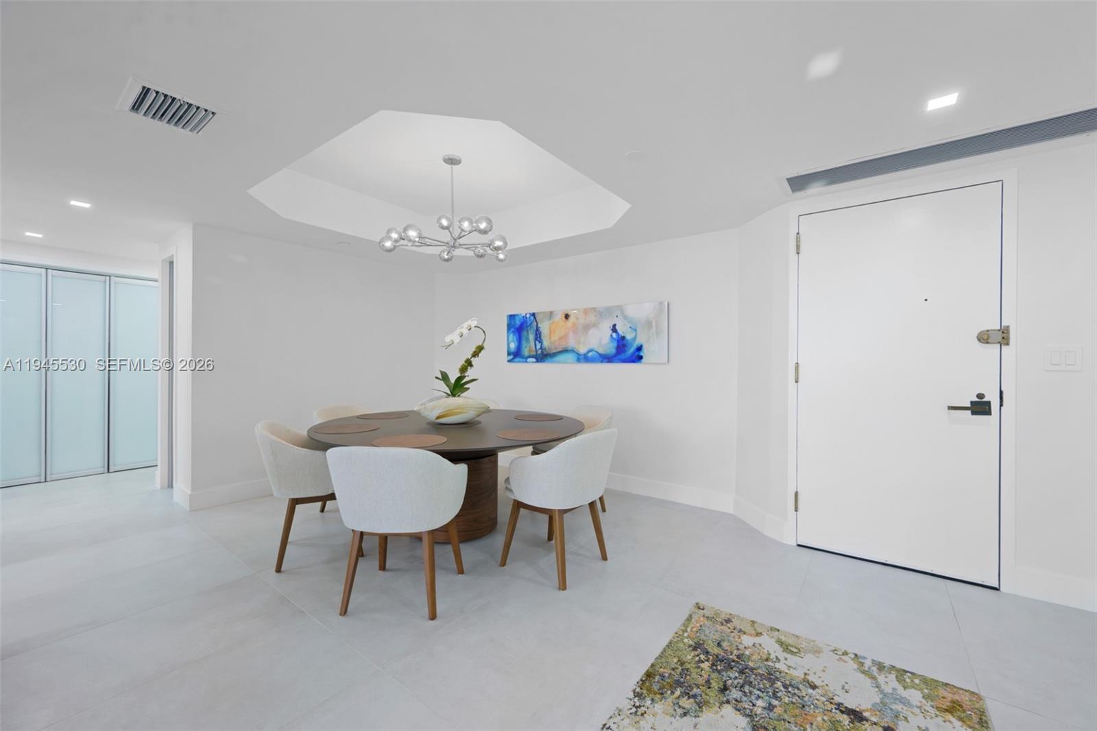 Building Photo - 20191 E Country Club Dr