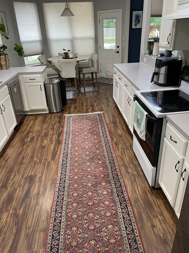 Building Photo - 1215 Terrace Ct