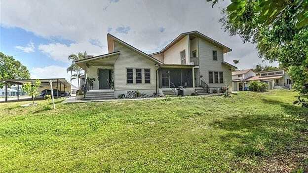 Building Photo - 6310 Royal Woods Dr