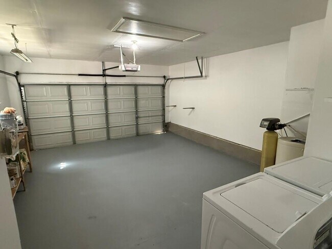 Building Photo - 1707 Morningside Cove
