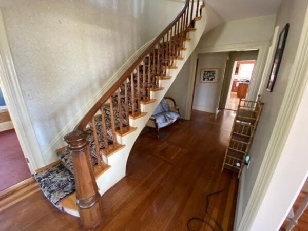 Building Photo - 30 Waldron St