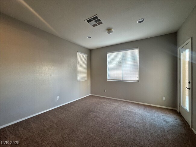 Building Photo - 5117 Fiery Sky Ridge St