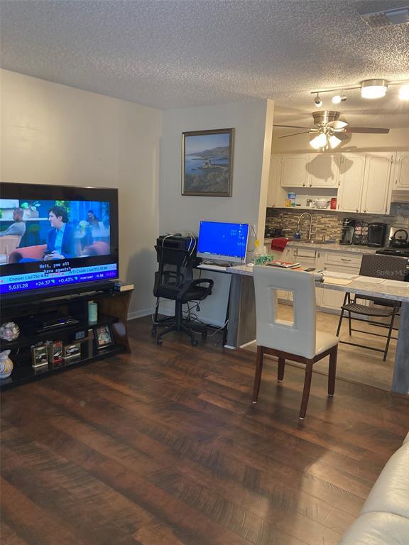 Building Photo - 5623 80th St N