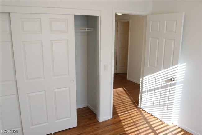 Building Photo - 50 Aura de Blanco St