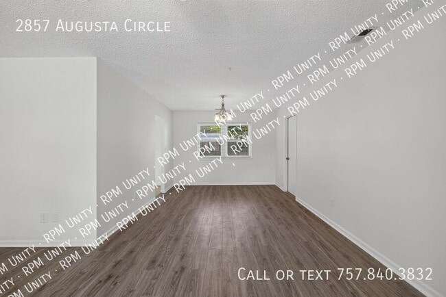 Building Photo - 2857 Augusta Cir