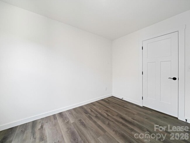 Building Photo - 2753 34th St Pl NE