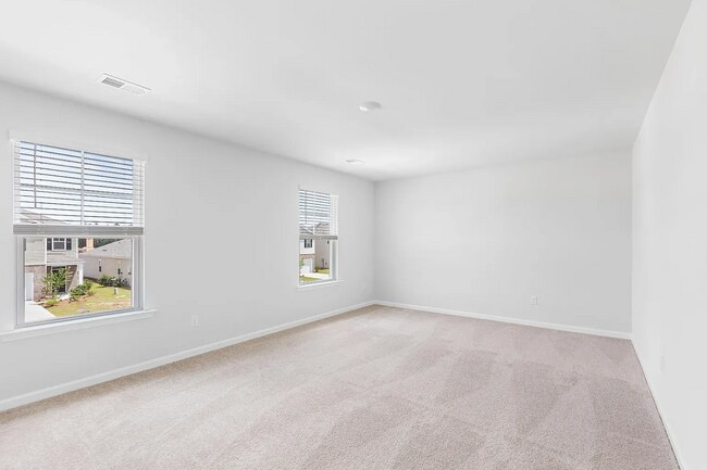 Building Photo - 201 N Lgt Wy