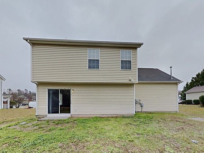 Building Photo - APPLY TODAY