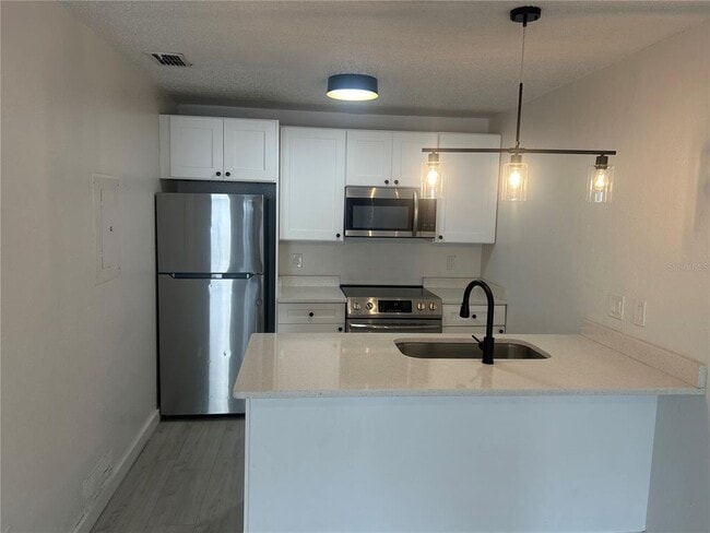 Building Photo - 2955 SE 53rd Ct