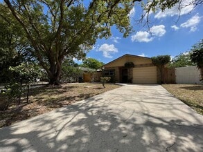 Building Photo - Newly Renovated 3/2 Home ~ Brand New Kitchen ~ Updated Bathrooms ~ Fenced Yard!