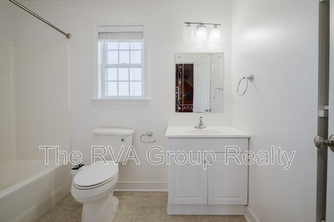 Building Photo - 4900 Lofton Dr