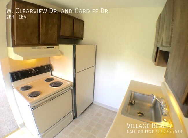 Building Photo - 81 W Clearview Dr