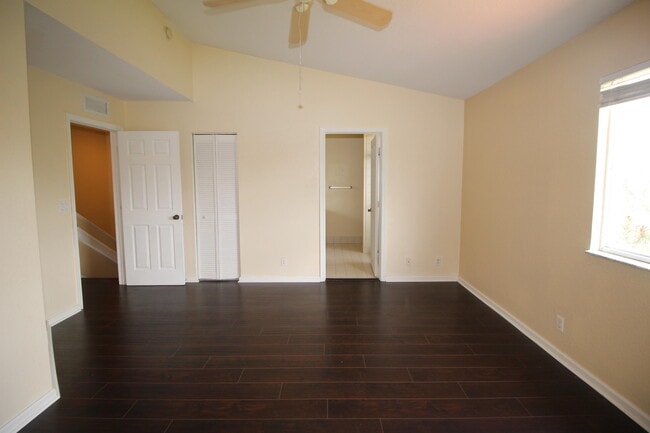 Building Photo - 6602 Sandy Bank Terrace