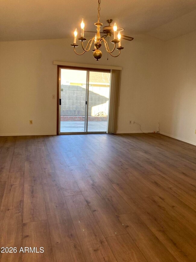 Building Photo - 314 E Campo Bello Dr