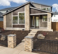 Building Photo - Spacious Westside Home with Loft and Upgra...