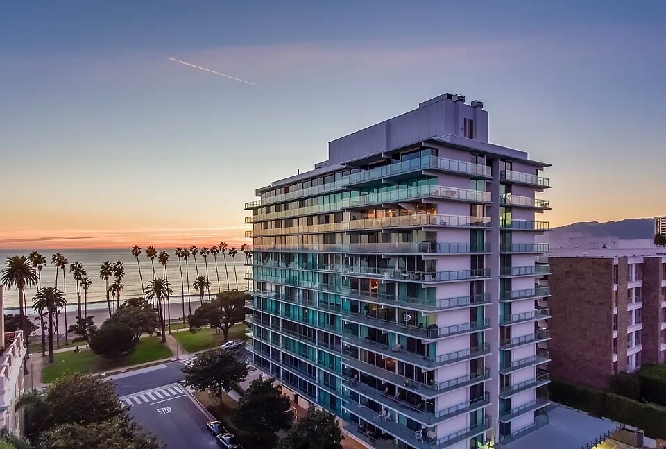 Building Photo - 535 Ocean Ave