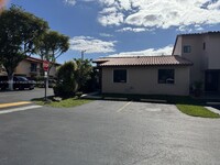 Building Photo - 3816 SW 79th Ave