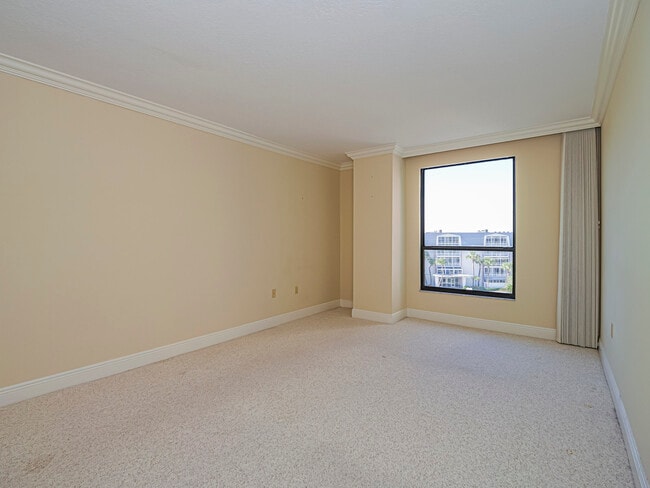 Building Photo - 4600 Jimmy Buffett Mem Hwy