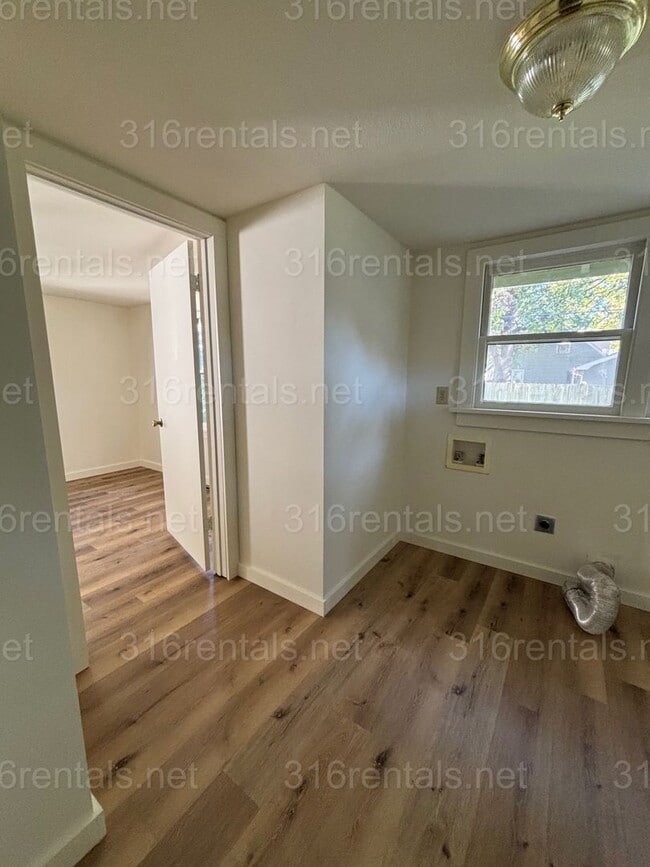 Building Photo - 510 N Alleghany St